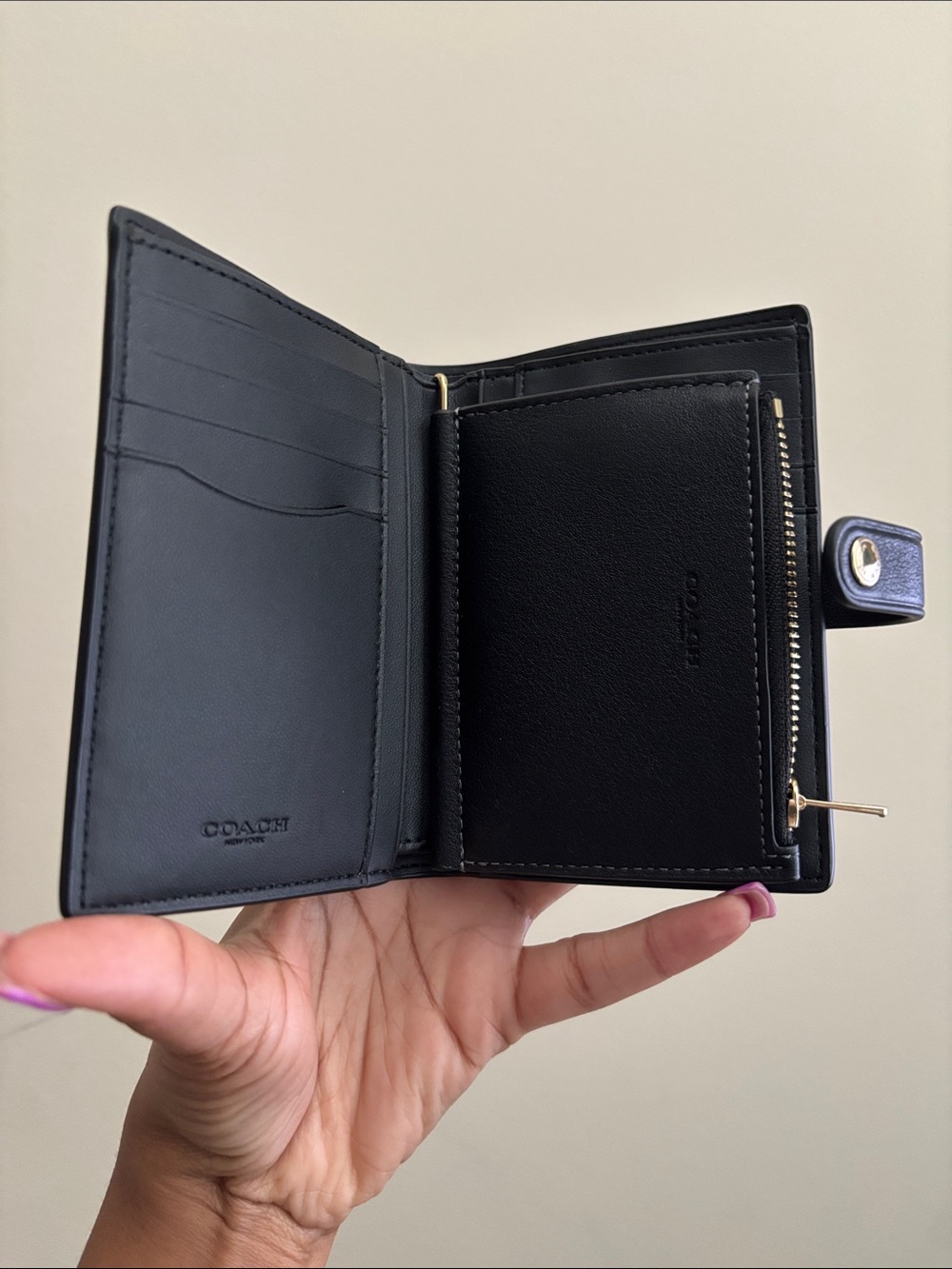 NWT Coach Black Leather Snap Card Wallet with Gold Logo - Picture 3 of 5